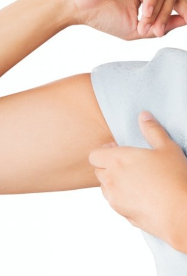 اعراض التهاب الغدد العرقية القيحي