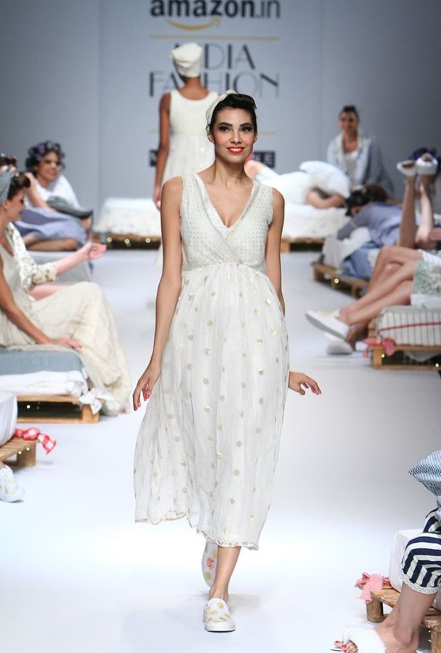  فستان ميدي من amazon