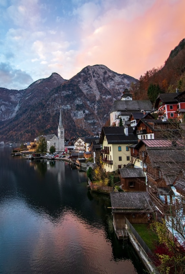 هالستات Hallstatt بواسطة Tomáš Malík
