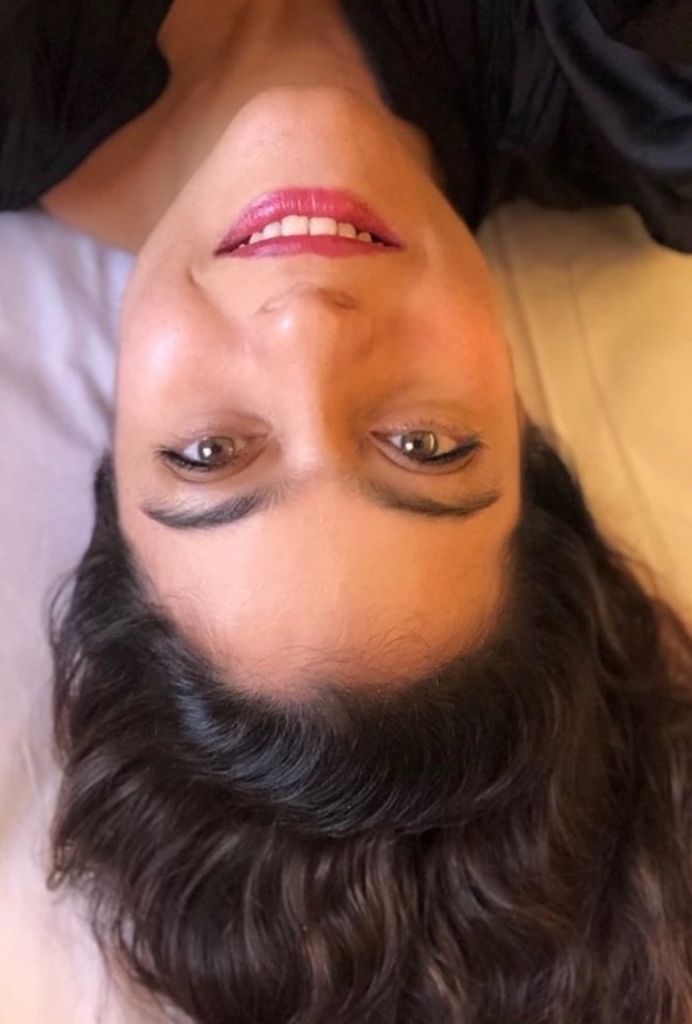 أحدث صور النجمة الهندية كاجول