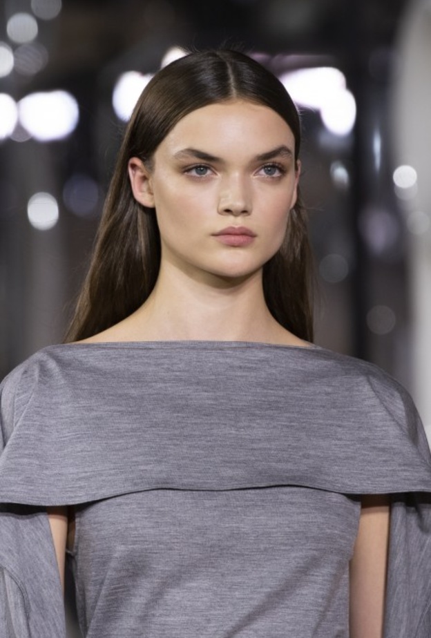 مكياج بأسلوب burberry