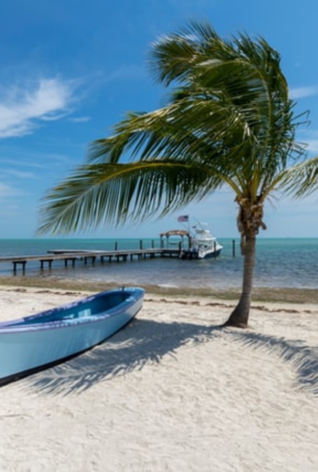  جزيرة ايزلامورادا - Keith Luke