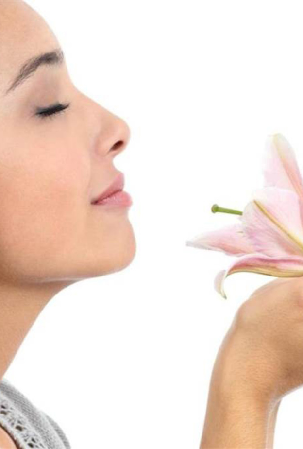 هل فقدان حاسة الشم من اعراض فيروس كورونا الجديد