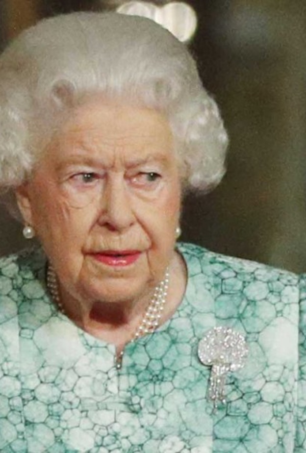 ملكة بريطانيا تتلقى هدية مميزة بمناسبة الذكرى السنوية 67 لتتويجها ملكة لبريطانيا