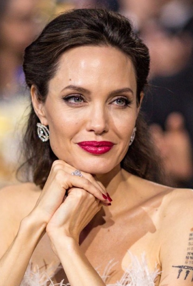 أنجلينا جولي Angelina Jolie