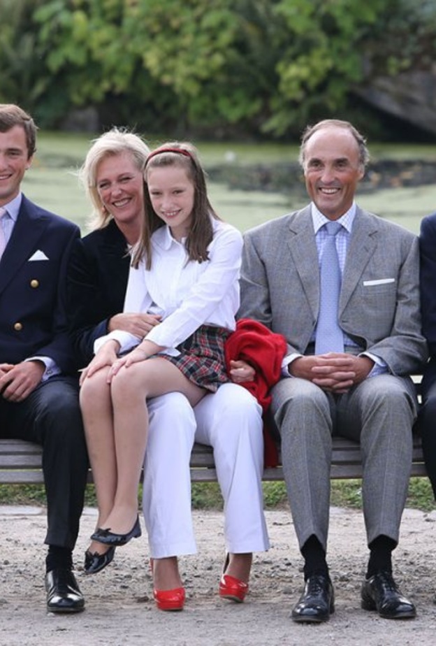 الأمير خواكيم حضر حفلا شارك فيه 27 شخصا في قرطبة