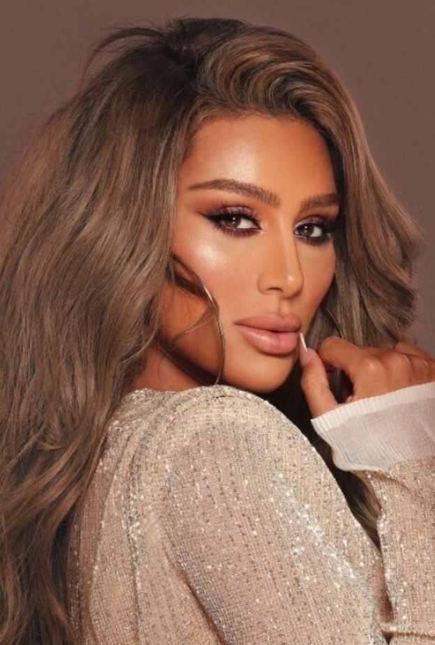  كيف تغيرت ملامح مايا دياب بعد خضوعها لعملية تجميل الحنك