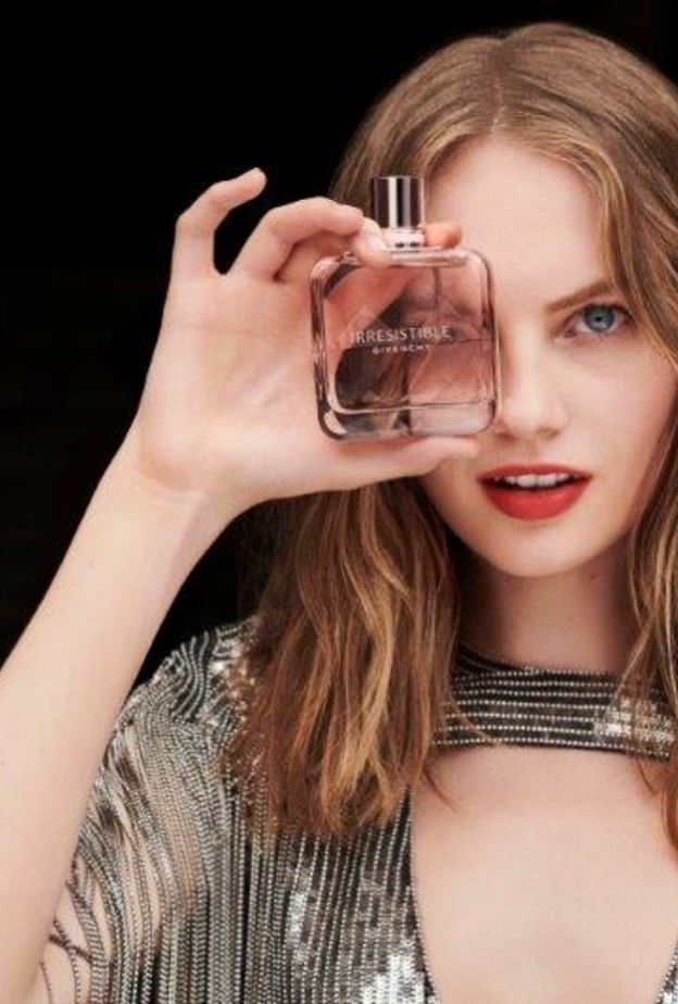 عطر IRRESISTIBLE EAU DE PARFUM من Givenchy يضفي رونقه الخاص هذا العام!
