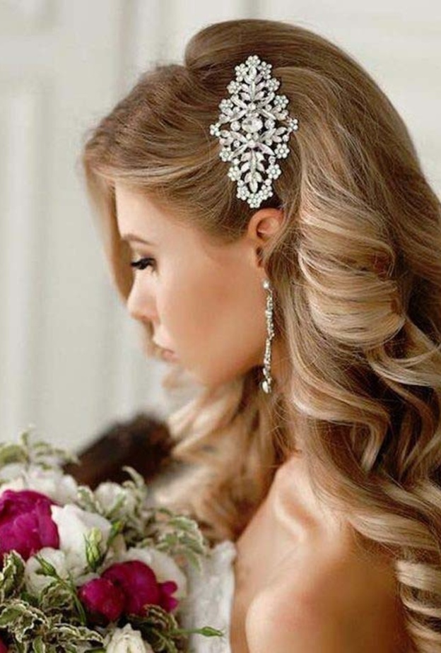 وصفات طبيعية لتطويل الشعر قبل الزفاف