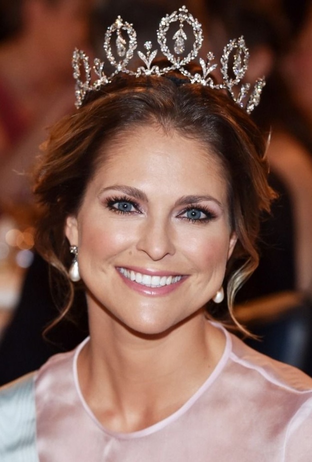  الأميرة مادلين ترتدي تاج the Connaught Diamond Tiara