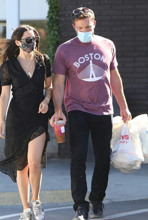 بن أفليك و أنا دي أرماس 