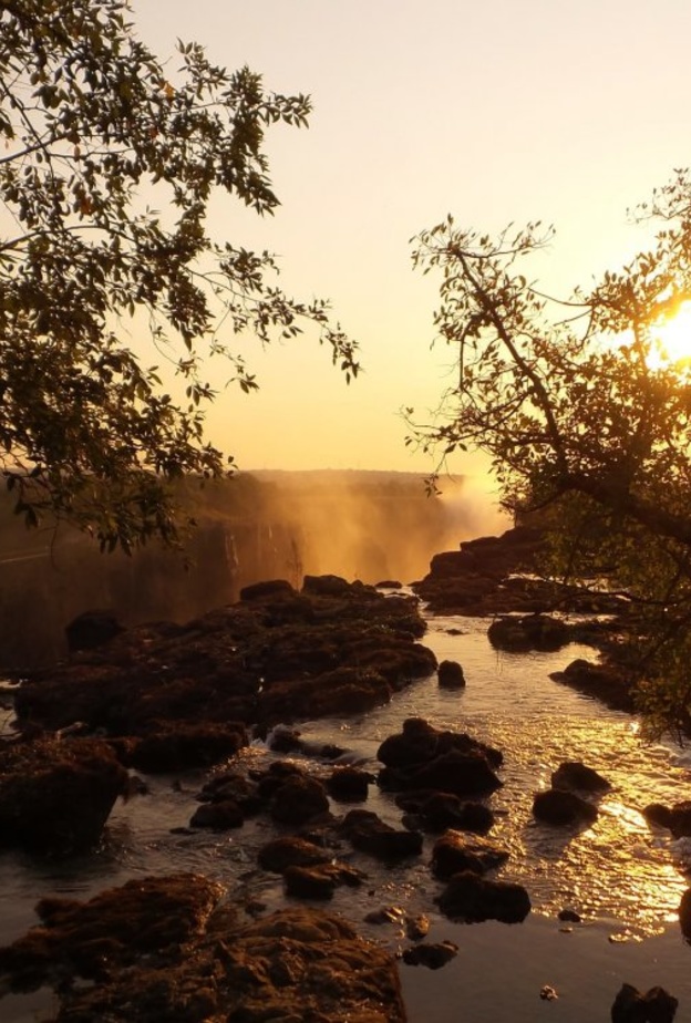  المناطق المحيطة بشلالات فيكتوريا - Jäger