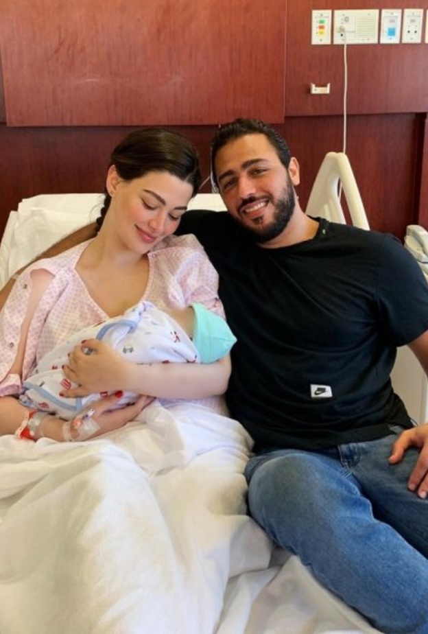 روان بن حسين وزوجها 