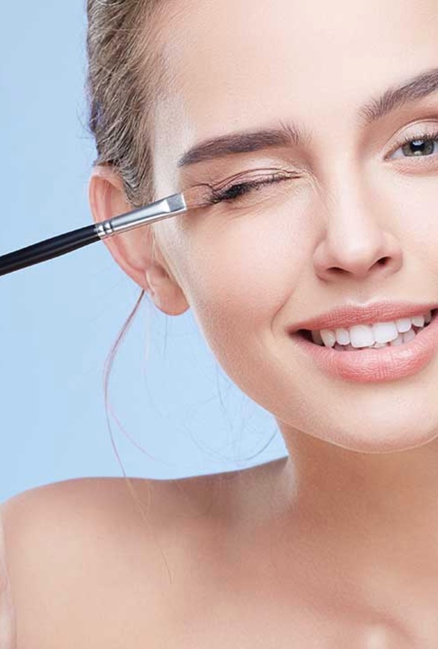 مكياج عيون ناعم يناسب الكمامات 2020