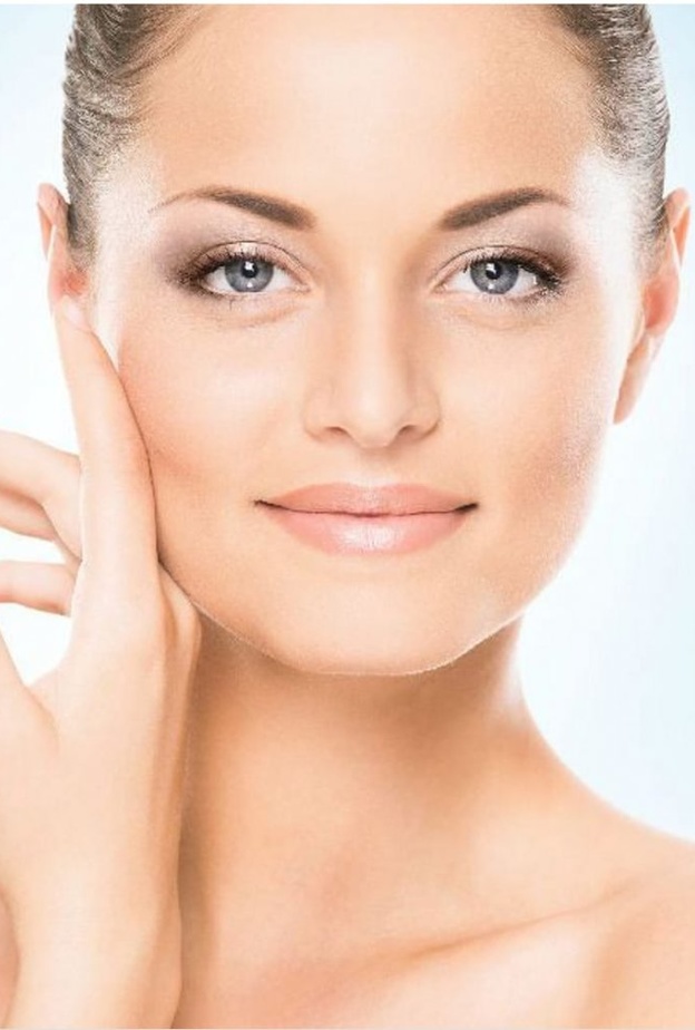 طرق العناية اليومية بالبشرة مع بداية فصل الصيف