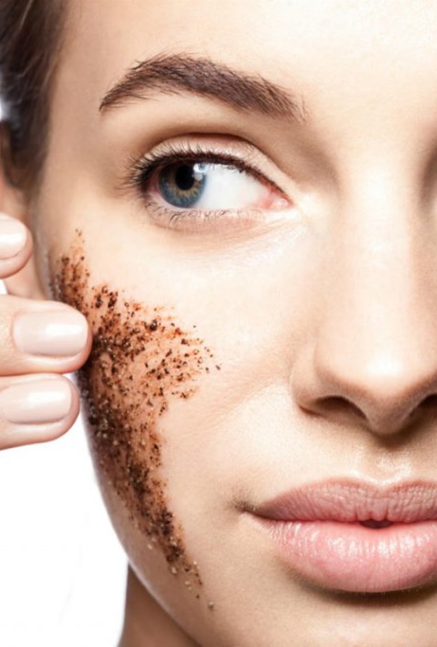 احصلي على بشرة نضرة بإدخال ماسك القهوة واللبن الى روتين حياتك