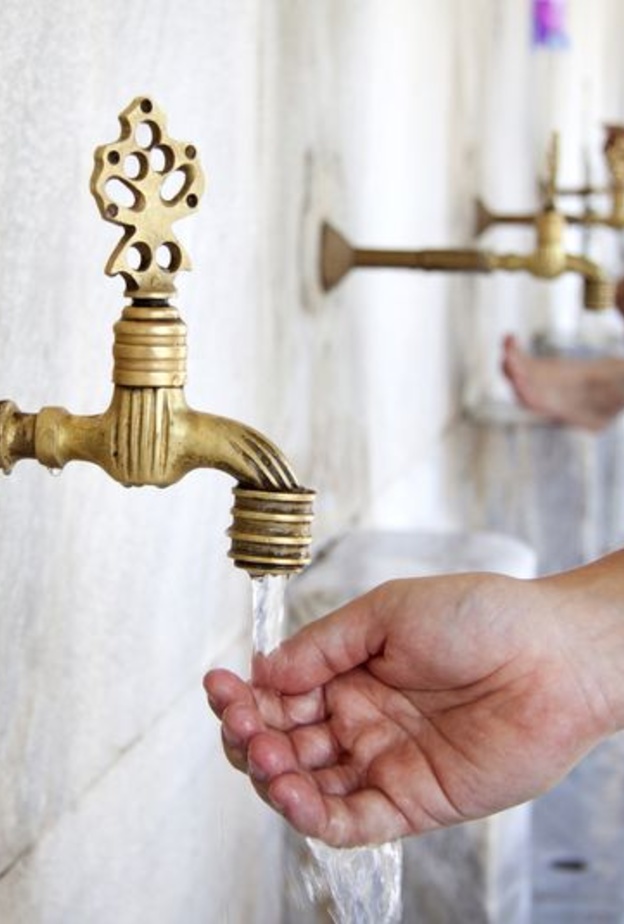 فوائد الوضوء في الوقاية من كورونا