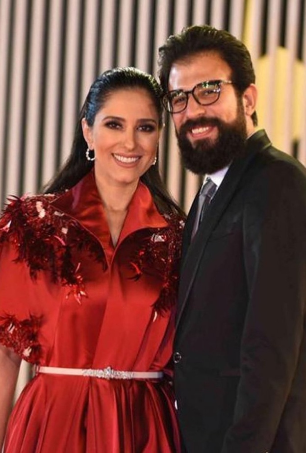حنان مطاوع وزوجها