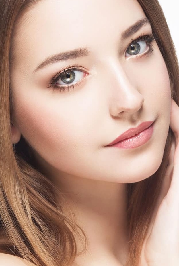 جهاز الترا ثيرابي يساعد على شد الوجه والرقبة بطريقة سهلة وسريعة