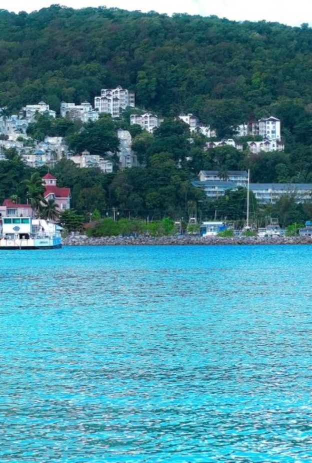  شواطئ جامايكا - Obi Onyeador