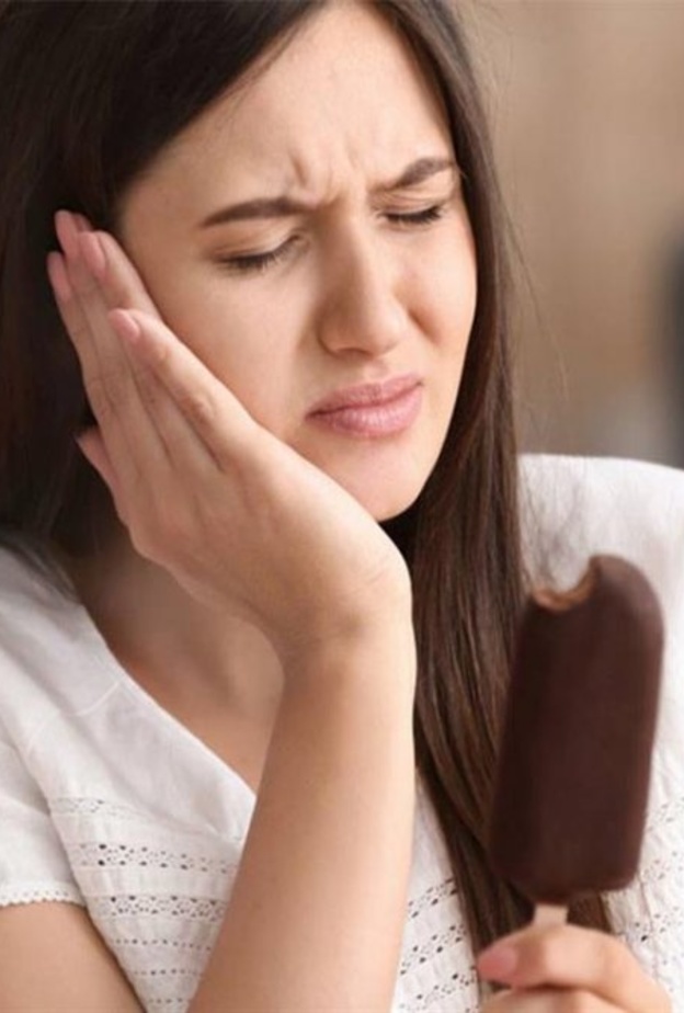 نقص الفيتامينات يضر اللثة و الأسنان