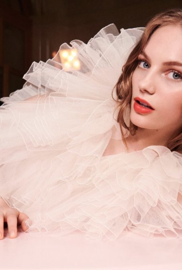 "هناك سر وراء المرأة التي لا تبالي برأي الآخرين"