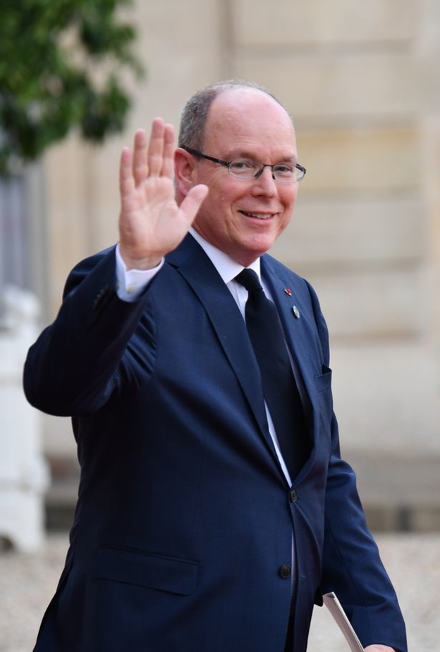 من هو أمير موناكو وكم تقدر ثروته؟