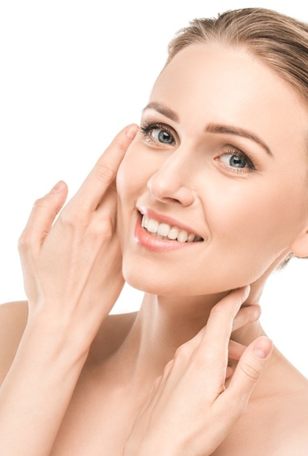 زيت فيتامين eحماية للبشرة مع تقدم العمر وانسجة صحية في فصل الصيف