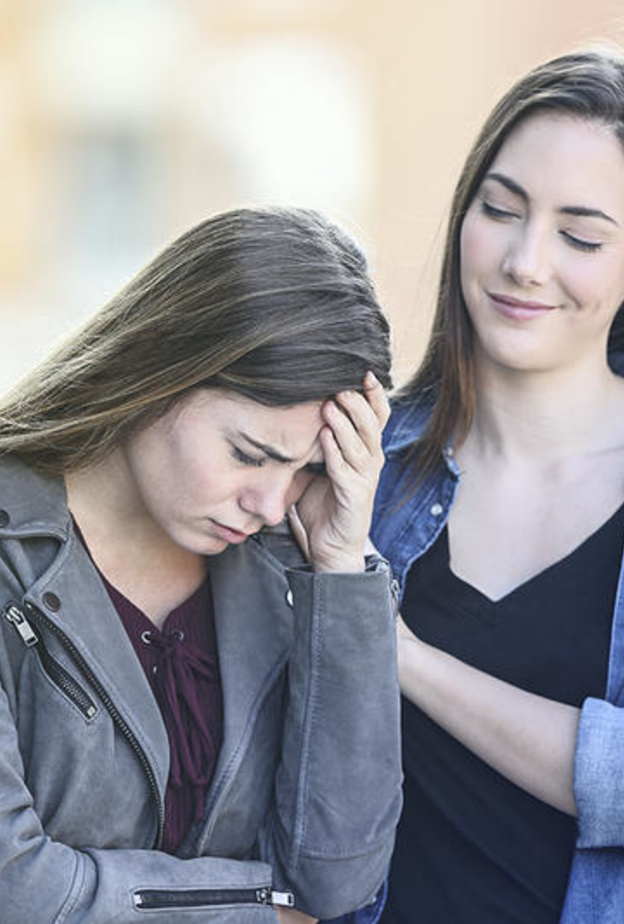 كيف أتعامل مع صديقتي المزاجية