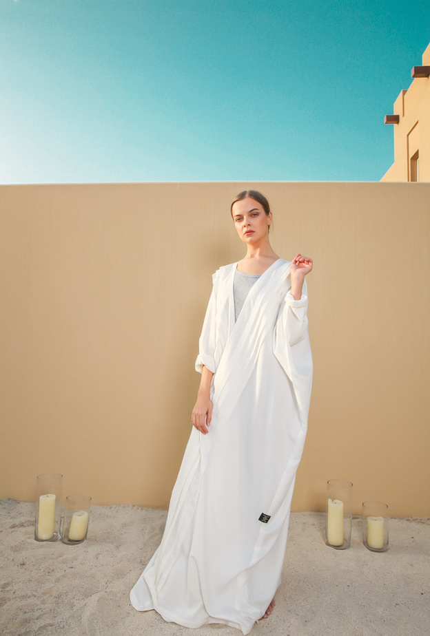  ستايل شبابي وعصري بعباية جذابة وبسيطة من تصميم By Sak