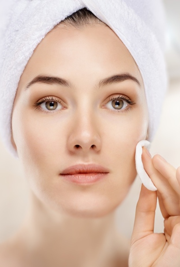  نصائح للعناية بالبشرة المختلطة