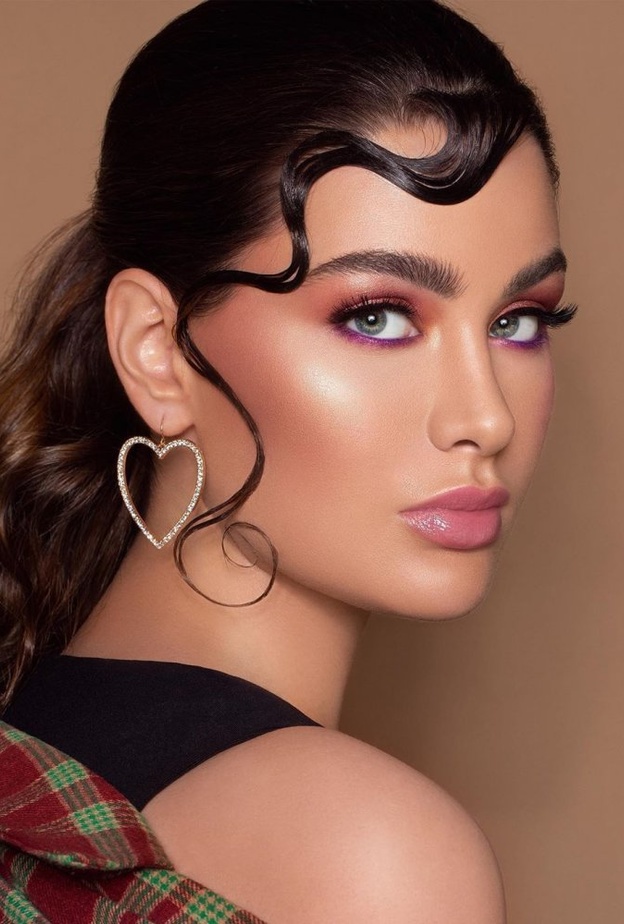 مكياج ملون بأسلوب روان بن حسين