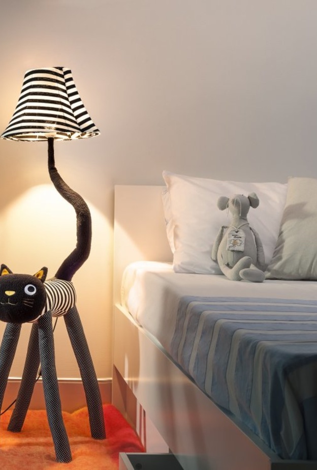 تصميم رائع لمصباح إنارة جانبي لغرف الأطفال⁩