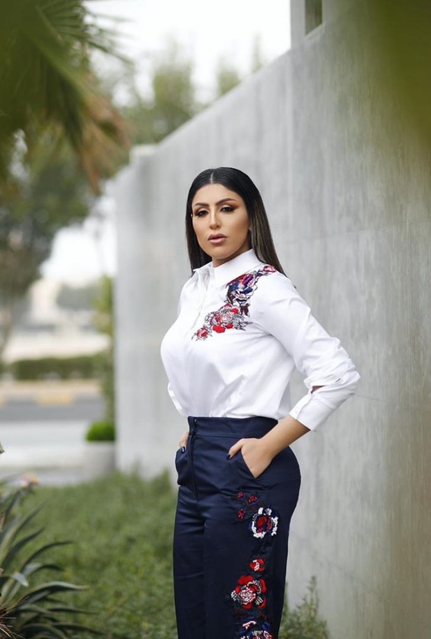  دانا الطويرش يتابعها أكثر من 2.3 مليون شخص على انستقرام