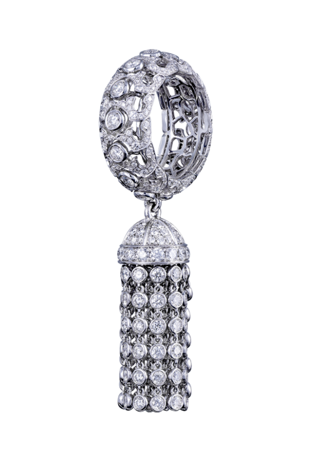 خاتم ذهب ابيض والماس بتعليقة هدب من Orlov