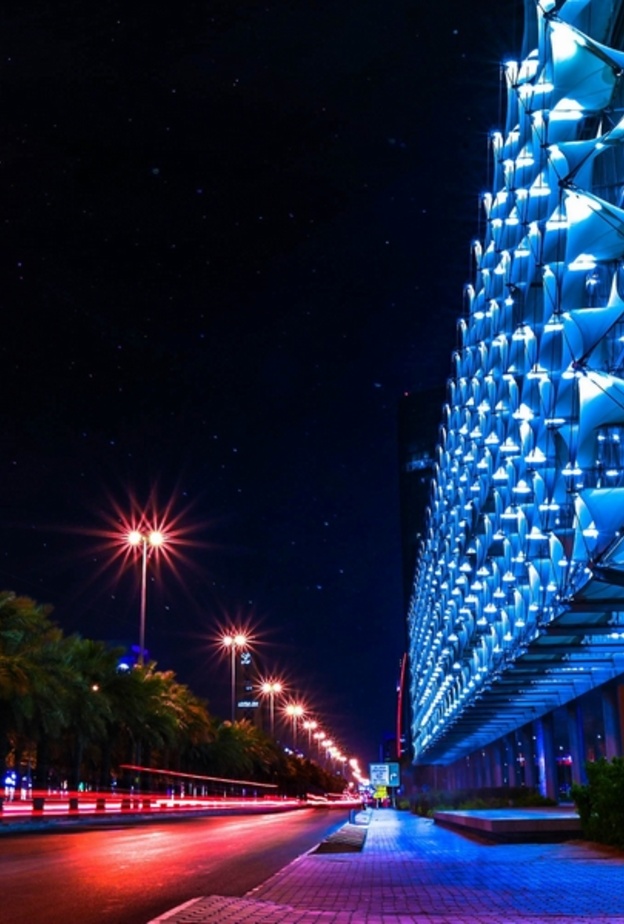  مكتبة الملك فهد بالرياض بواسطة jerickpmontero