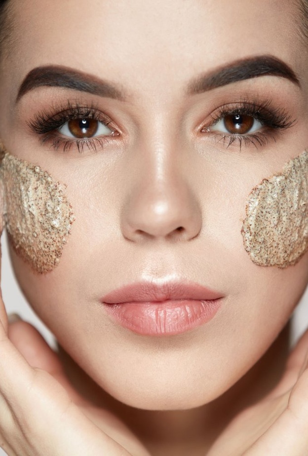 طريقة عمل سكراب للجسم بالسكر