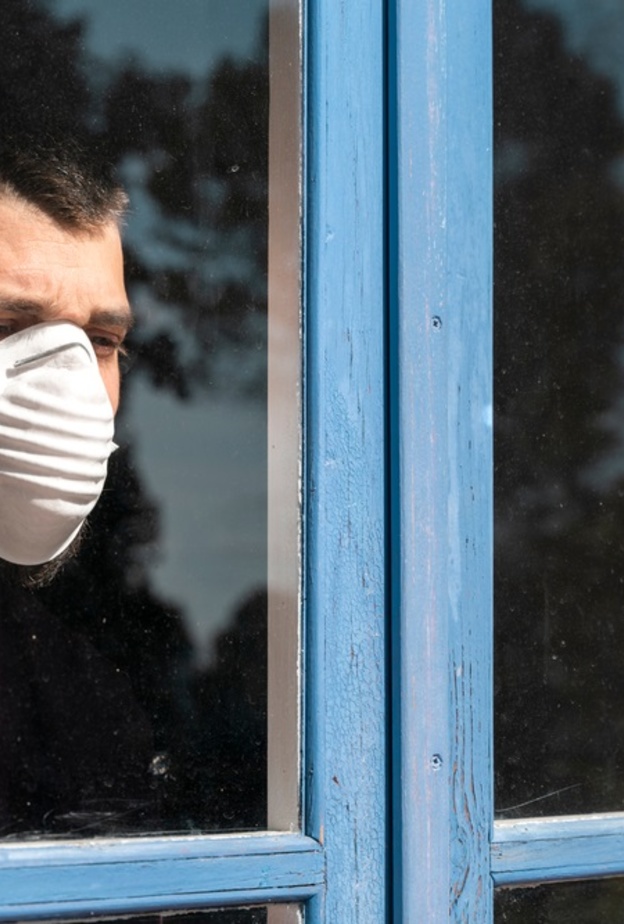 تماثل مقيم أفغاني للشفاء من كورونا في الامارات