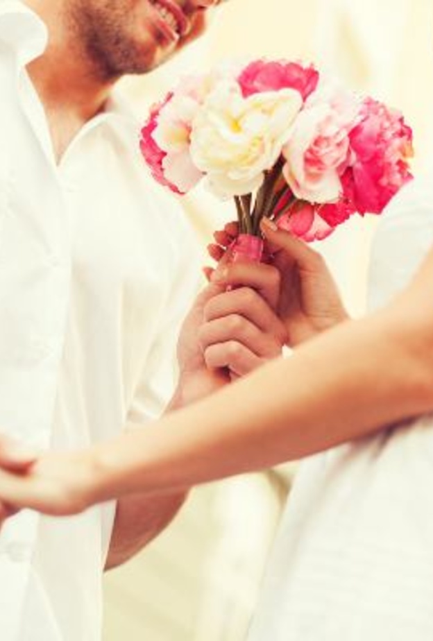 أفكار لاستقبال الزوج العائد من السفر في زمن الكورونا