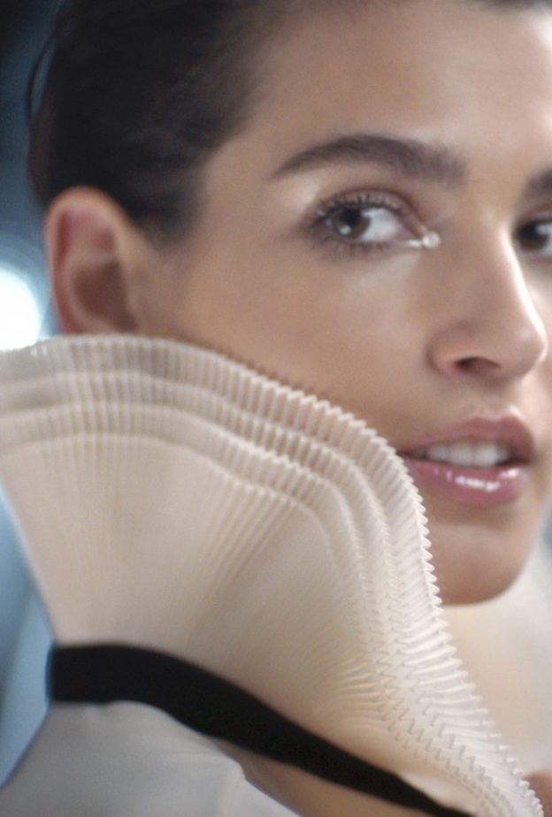 النجمة الفرنسية Alma Jodorowsky