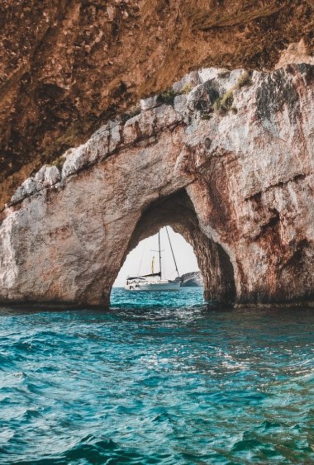 الكهوف الزرقاء في زاكينثوس - Max van den Oetelaar