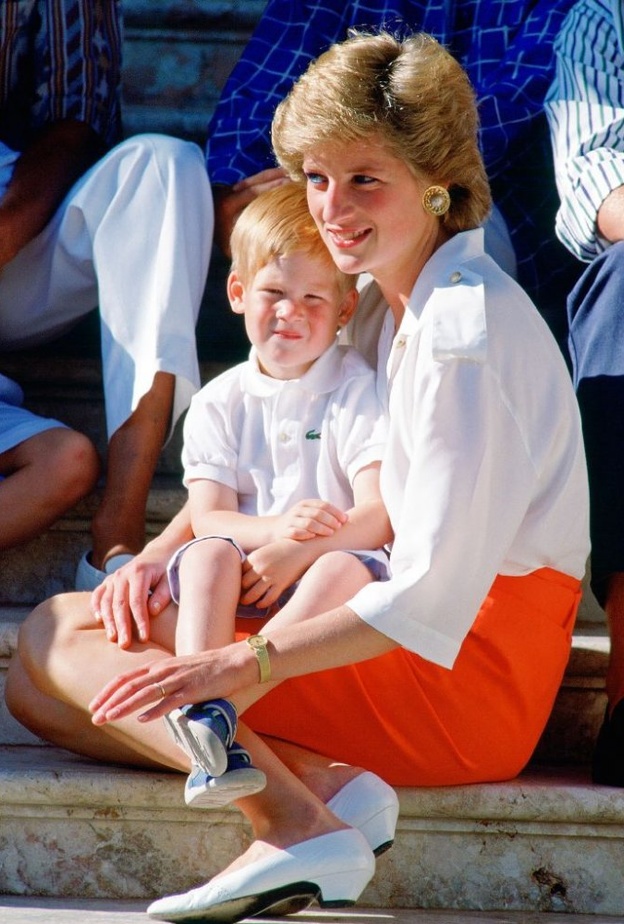 الأمير هاري يوجه كلمة مؤثرة بمناسبة عيد ميلاد الأميرة ديانا