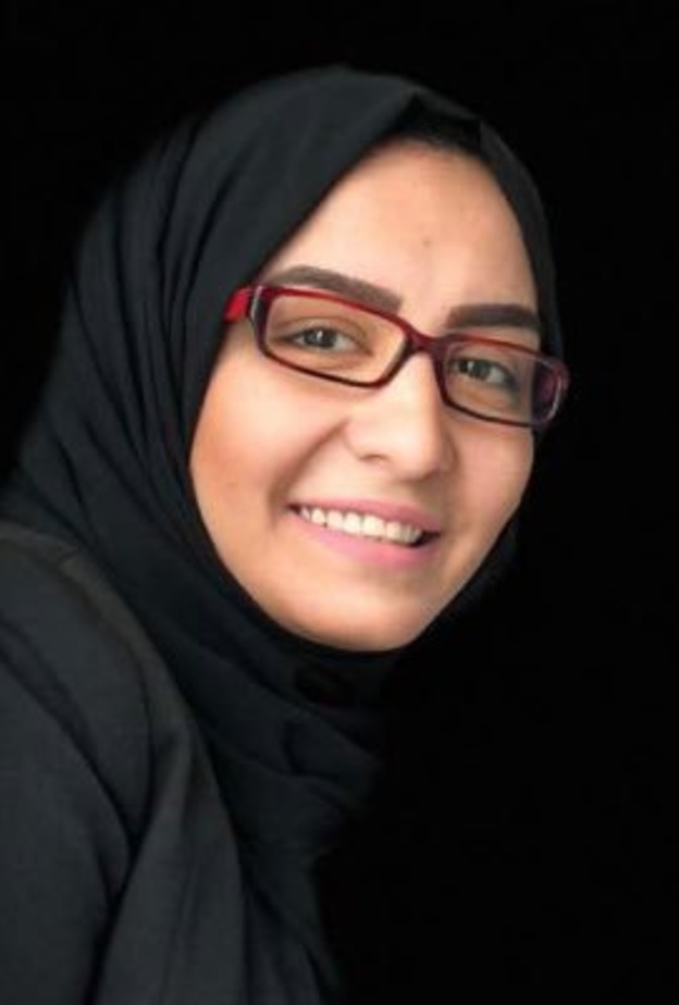 تعرفوا على المبتكرة عائشة السقاف التي أشاد بها وزير الاتصالات