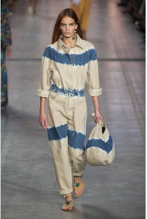 تنسيق صيحة الازياء المصبوغة