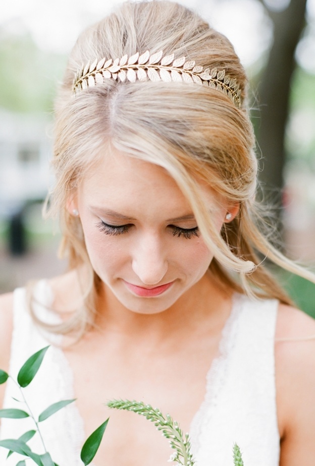 التيجان المستوحاة من الثقافة الإغريقية