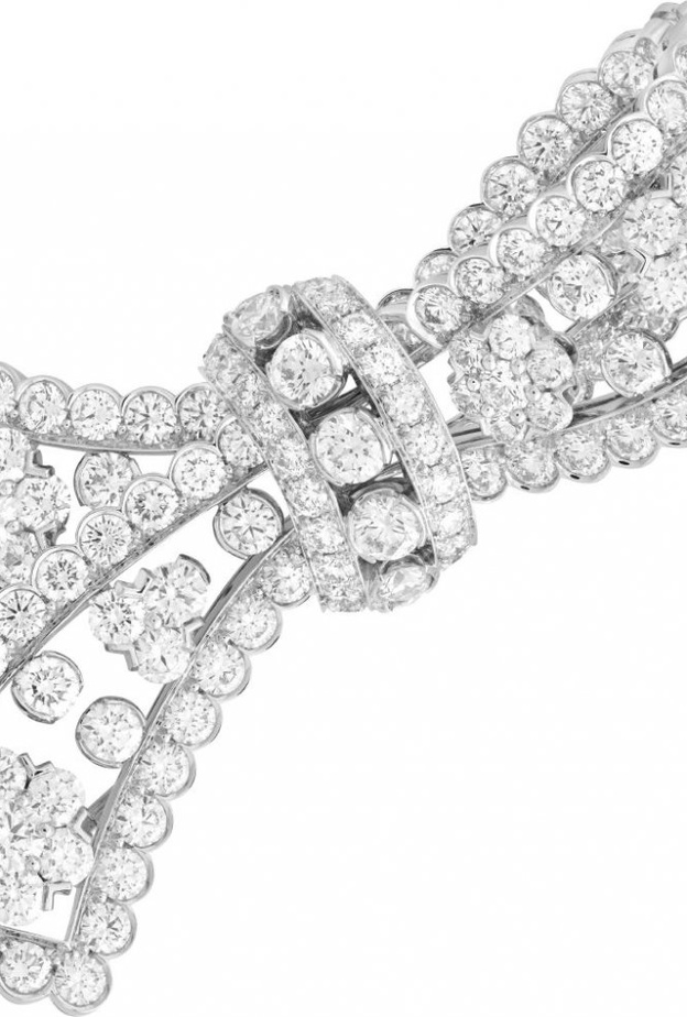 مجوهرات الزفاف الكلاسيكية من فان كليف أند آربلز