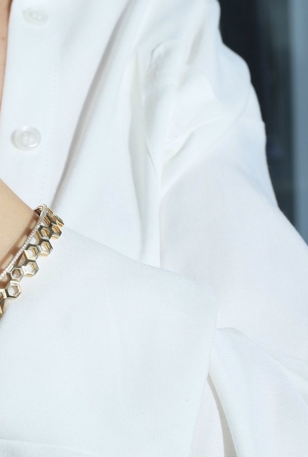 سوار ذهب من مجوهرات لوريت