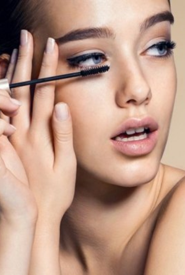  افضل انواع الماسكارا المقاومة للماء لصيف 2020