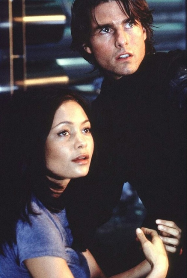 توم كروز وثاندي نيوتن 