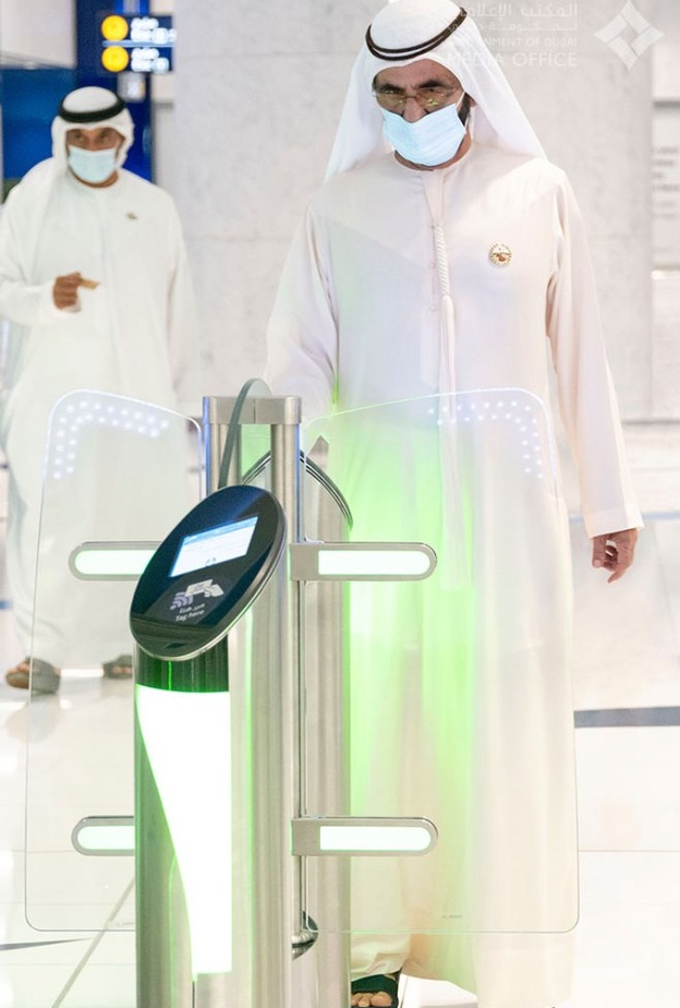 محمد بن راشد يدشن التشغيل الرسمي لمسار 2020 لمترو دبي